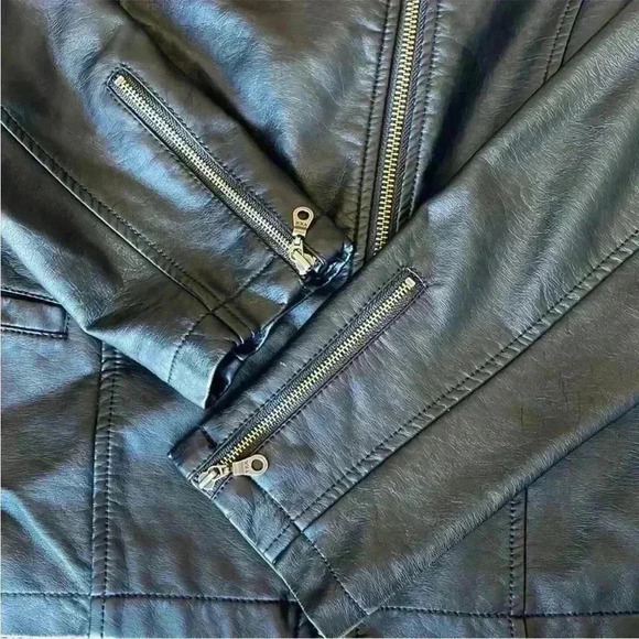 Gap Moto Jacket in Faux Leather Black Size Small EUC - Picture 12 of 12